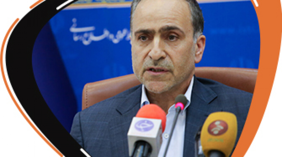 دکتر مصطفی قانعی فوق تخصص ریه و رئیس کمیته علمی ستاد مقابله با کرونا